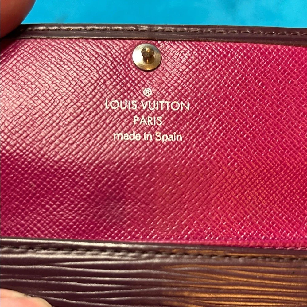 Louis Vuitton Rare Purple Epi Leather Key Holder With Cyan leather Interior - Picture 6 of 10